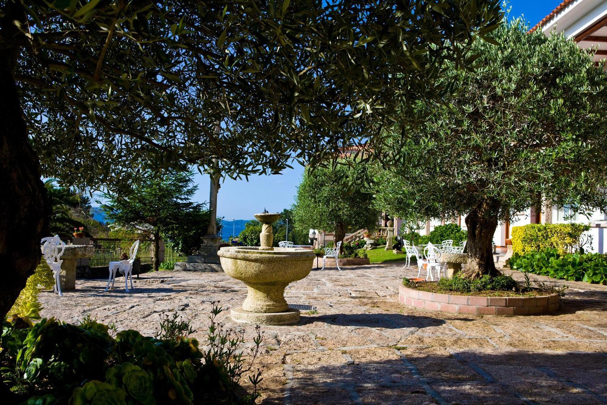 Aparthotel Villa Cabicastro Portonovo Exterior foto